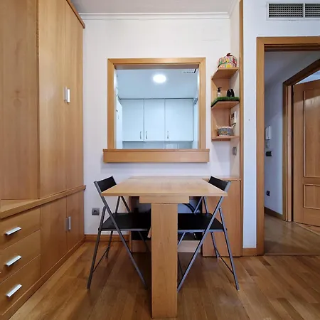 Apartment Samaniego, Piscina Y Garaje Junto Civitas Metropolitano Y Aeropuerto Madrid