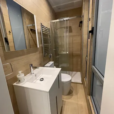 Casa De Huespedes Almirante Apartamento Madrid