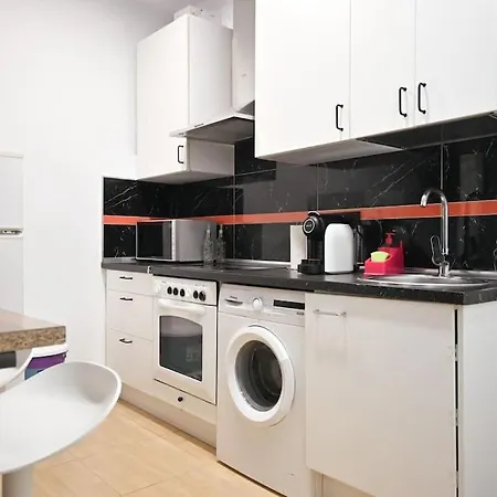Agradable Apartamento Temporal De 1 Dormitorio En Pez30 Apartment Madrid