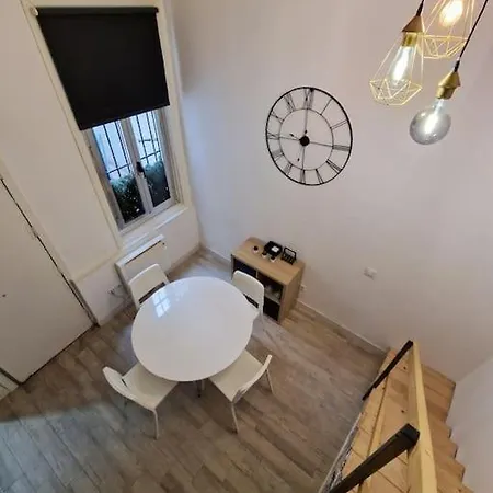 Mediodia Chica Apartamento Tipo Loft En La Latina *