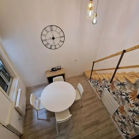 Apartment Mediodia Chica Apartamento Tipo Loft En La Latina *
