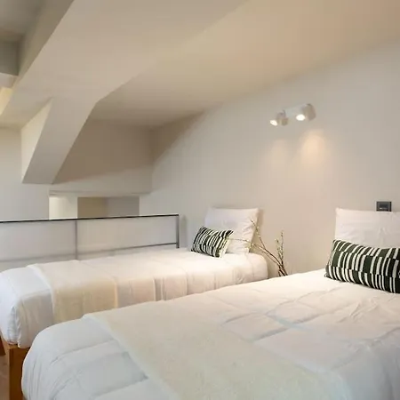 Precioso Duplex En Zona Vista Alegre En * Madrid