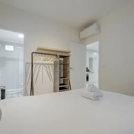 Cozy&new 6pax En La Plaza De Tirso - E1