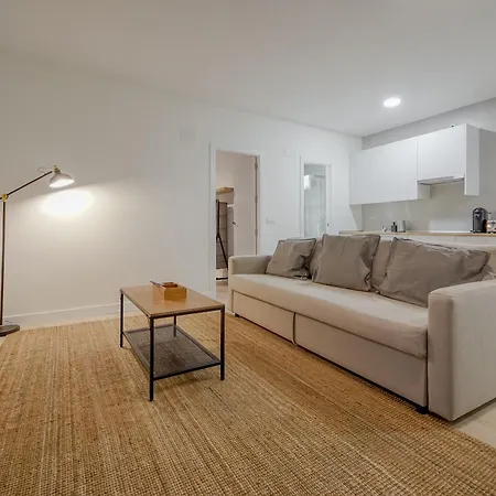 Apartment Cozy&new 6pax En La Plaza De Tirso - E1