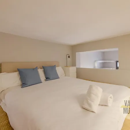 Apartamento Palacio Escondido Para 8 En Castillo 5 Madri