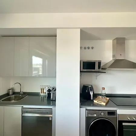 Apartamento Torre Australis * Madri