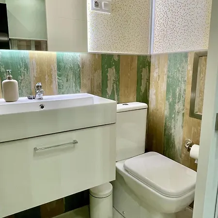 Adorable Apartamento En Chamberi Madrid