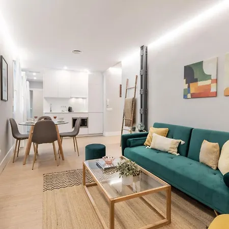 Apartment Charming 2-bedroom Near Retiro Park Ideal Escape