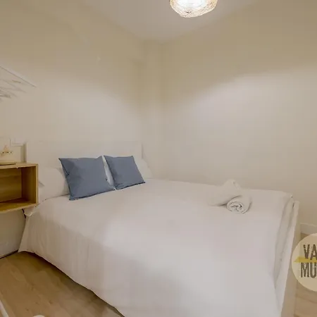 Apartment Downtown&new 9pax En La Plaza De Chueca *
