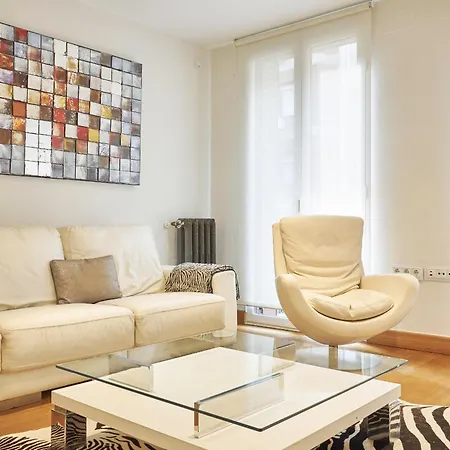 Goya Luxury, By Presidence Apartment