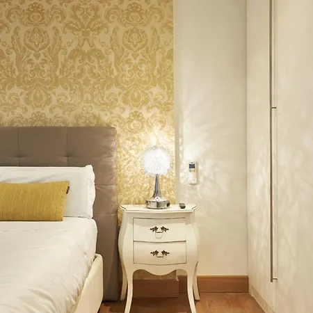 Goya Luxury, By Presidence *