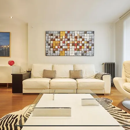 Goya Luxury, By Presidence *