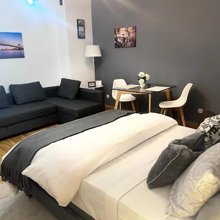 Apartment Precioso Estudio En Opera - Madrid