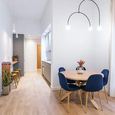 New Luxury Flat Next To Gran Via *