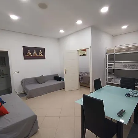 Guest house Parsa Residencial House Madrid
