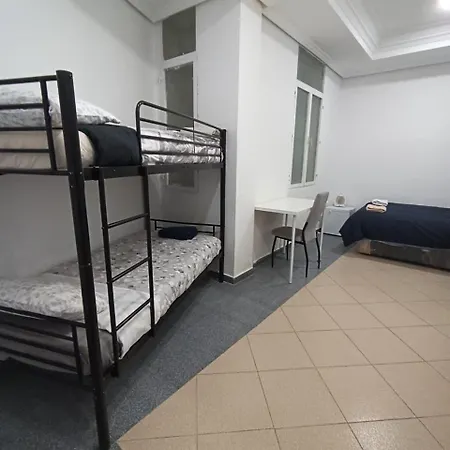 Parsa Residencial House Guest house *