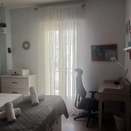 Disfruta Atocha Appartement