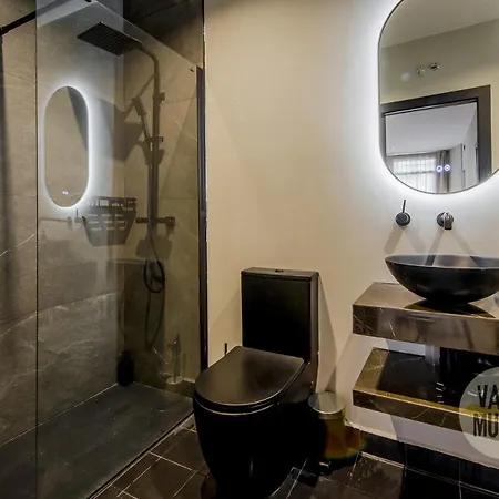 Apartment Amazing Bajo 5pax En La Latina-centro De E2 *