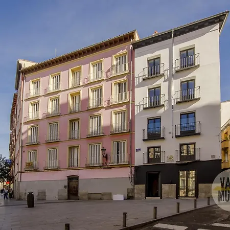 Familiar 5pax En Calle Santa Ana-centro E2 * Madrid