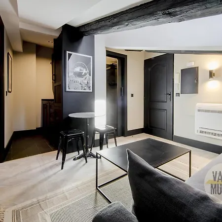 Familiar 5pax En Calle Santa Ana-centro E2 * Madrid