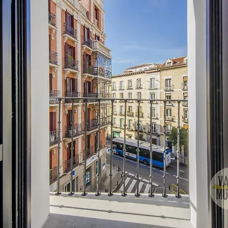 Deluxe 7pax En La Latina-centro De E2 Madrid