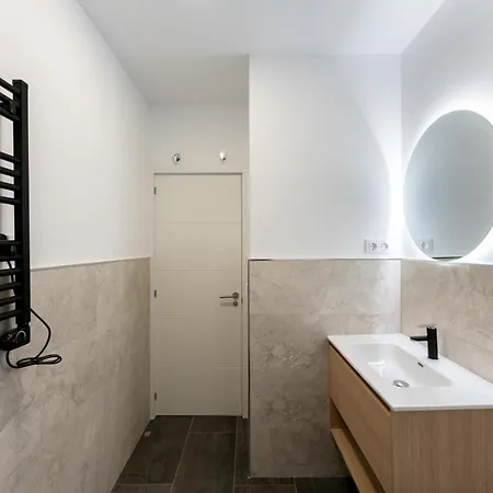 Luxe North