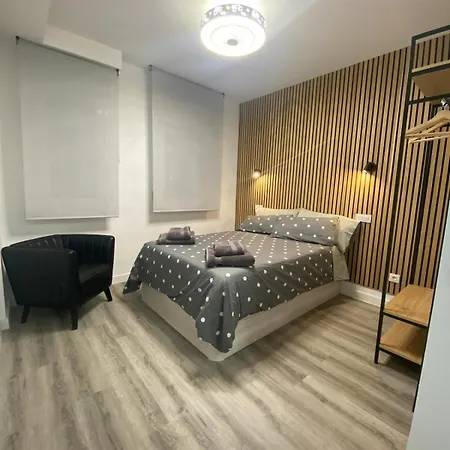 Atocha/c.tarragona Apartamento *