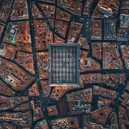 Puerta Del Sol House