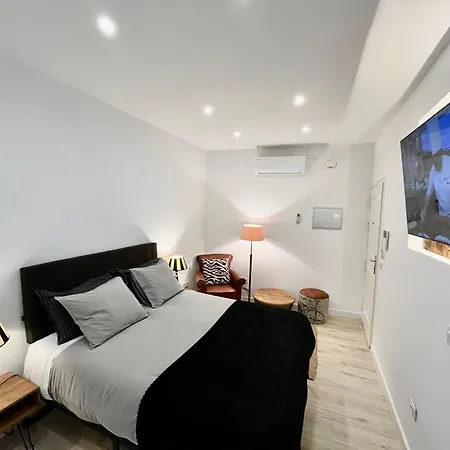 Puerta Del Sol House Appartamento Madrid
