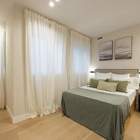 Apartamento Gran Via Xv 4br 4bh *