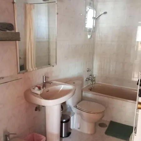 Apartment Luxury Renovated With Terrace In