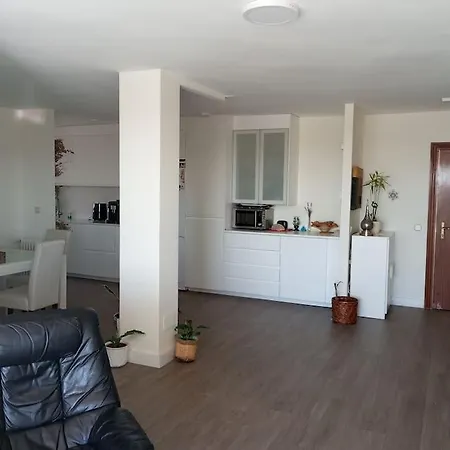 Apartment Luxury Renovated With Terrace In *