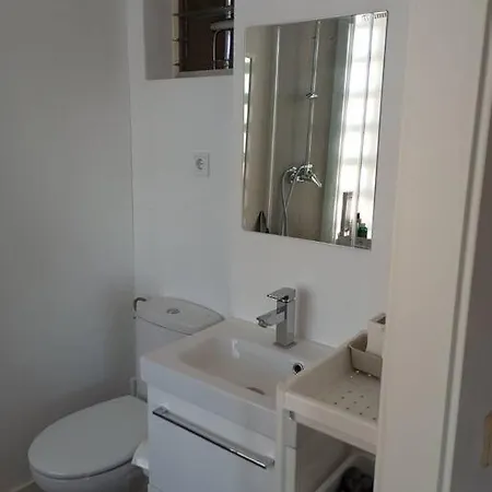 Luxury Renovated With Terrace In * Madrid