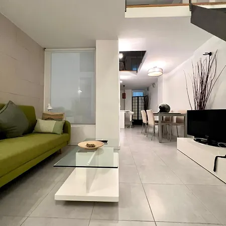 Excelente Loft En Trafalgar Apartment *