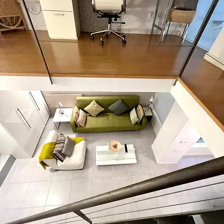 Excelente Loft En Trafalgar *