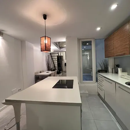 Excelente Loft En Trafalgar