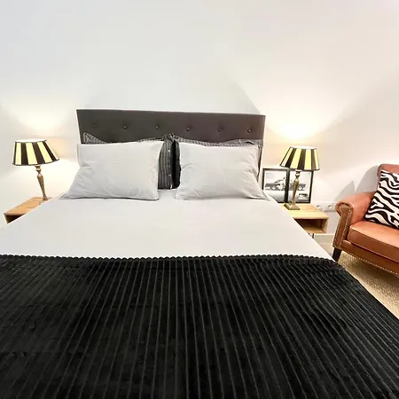 Puerta Del Sol House
