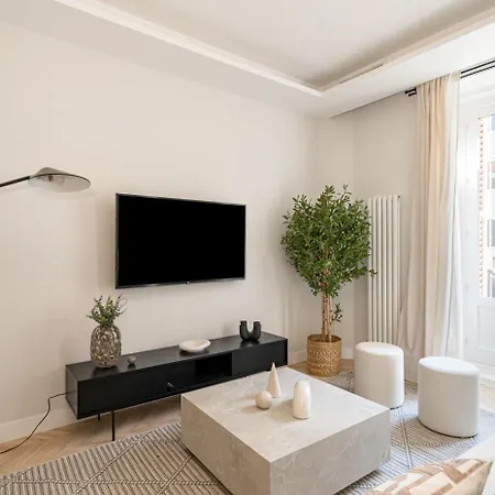Centro Xx Calle Montera 5br 6bh