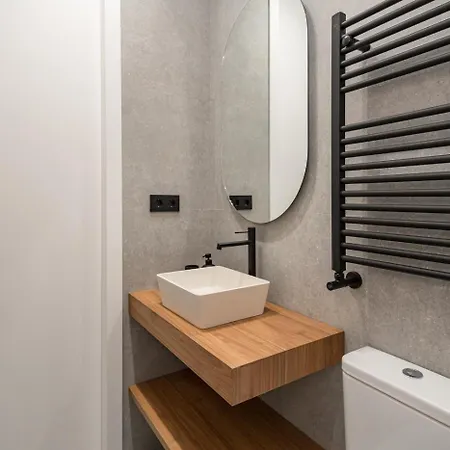 Centro Xx Calle Montera 5br 6bh * Madrid