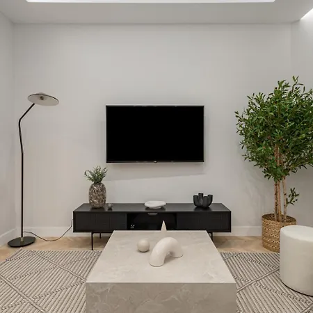 Apartment Centro Xx Calle Montera 5br 6bh *