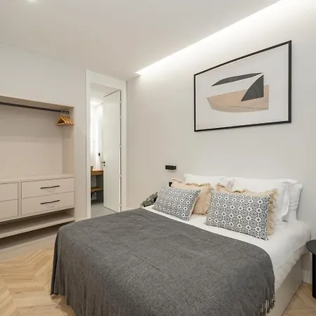 Centro Xx Calle Montera 5br 6bh *