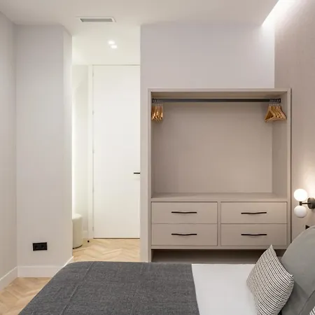 Centro Xx Calle Montera 5br 6bh