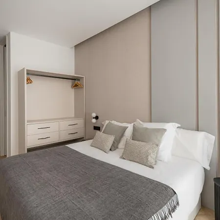 Apartment Centro Xx Calle Montera 5br 6bh *