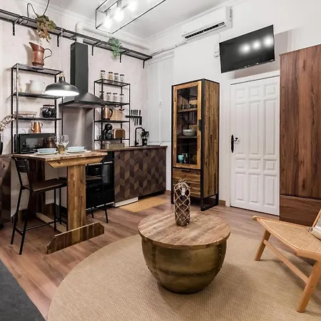 Charming Le Petit - Madrid