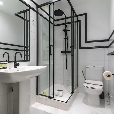 Spacious Modern-3bedrooms 2bathrooms-plaza Mayor * Madri