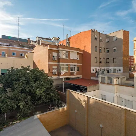 Apartment 2br Av America Bernabeu Stadium *