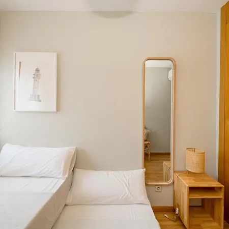 Apartment 2br Av America Bernabeu Stadium