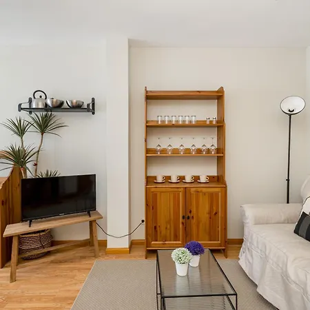 Apartment 2br Av America Bernabeu Stadium *