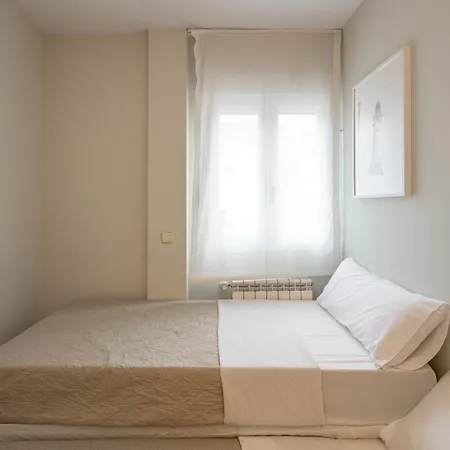 2br Av America Bernabeu Stadium *