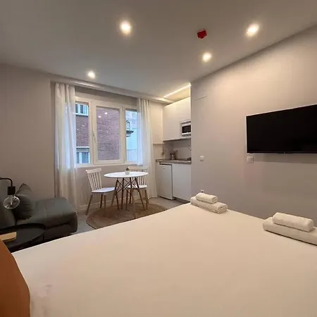 Cozy In Tetuan - En 1/7 Apartment Madrid